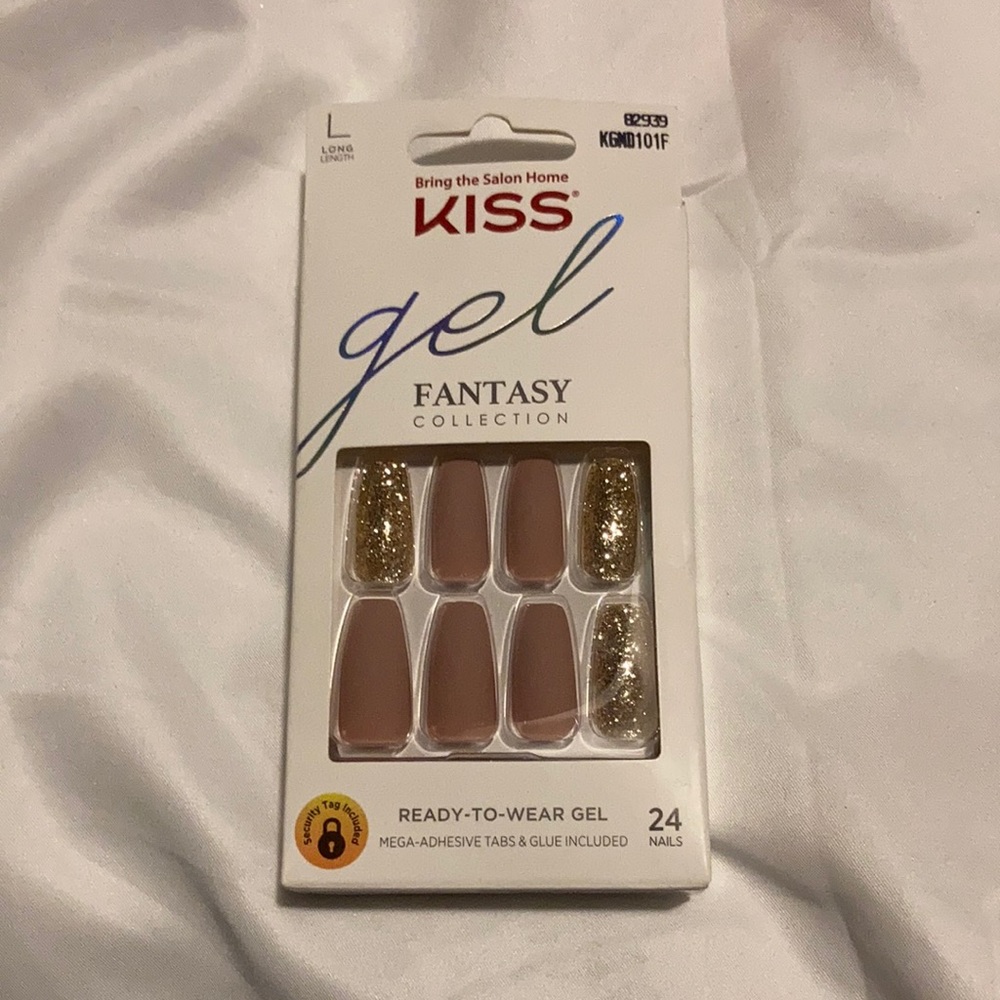 Gel nails
